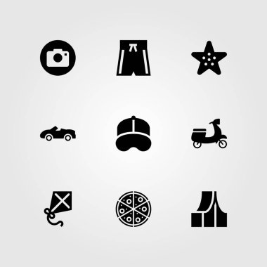 Yaz aylarında vektör Icon set. beyzbol şapkası, Araba, deniz yıldızı ve mayo