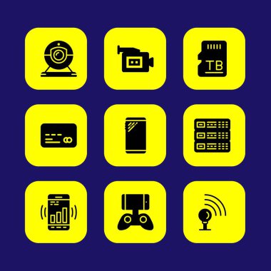 Teknoloji vektör Icon set. Web kamerası, sunucu, sd kart ve kredi kartı