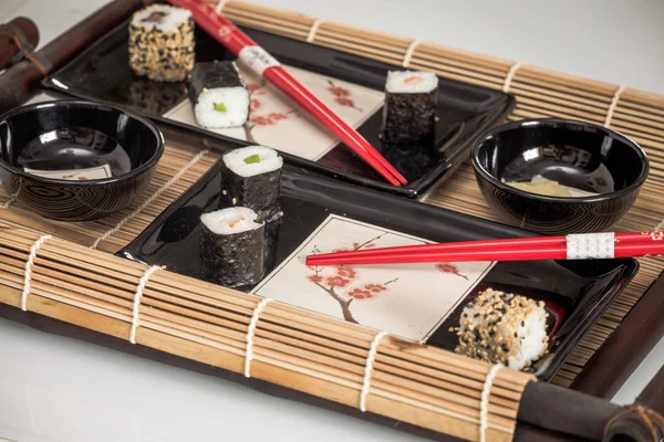 Sushi / traditioneel voedsel Japan — Stockfoto