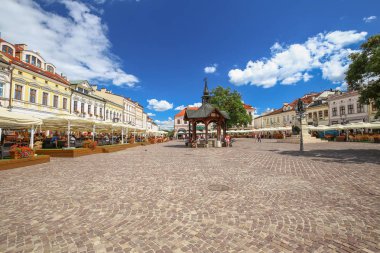Rzeszow pazarda görünümünü. Polonya