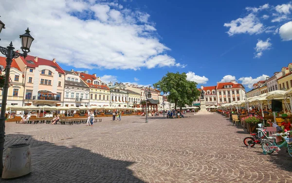 Vista del mercado en Rzeszow. Polonia — Foto de Stock