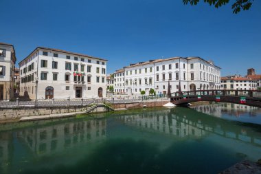 Treviso / View tarihi mimarisi ve nehir kanalı