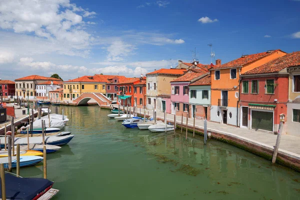 Panorama da ilha de Murano, pequena aldeia perto da Veneza — Fotografia de Stock