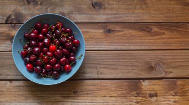 kiraz ahşap tablo yerleştirmek için yazıt