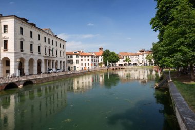 Treviso / View tarihi mimarisi ve nehir kanalı