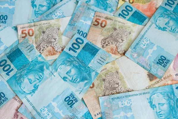 Dinero brasileño, reales, alto nominal — Foto de Stock