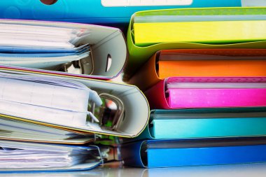 Office belgeleri ve çalışma kitaplarını ofiste iş büyük bir miktar bir kavram olarak yığınları