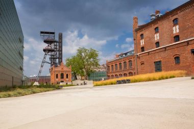 Polonya Katowice / Sanayi Peyzaj eski maden girişi