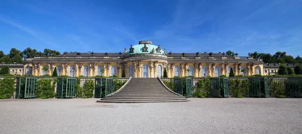 역사적인 정원 및 포츠담에 궁전 건축 / 독일 — 스톡 사진