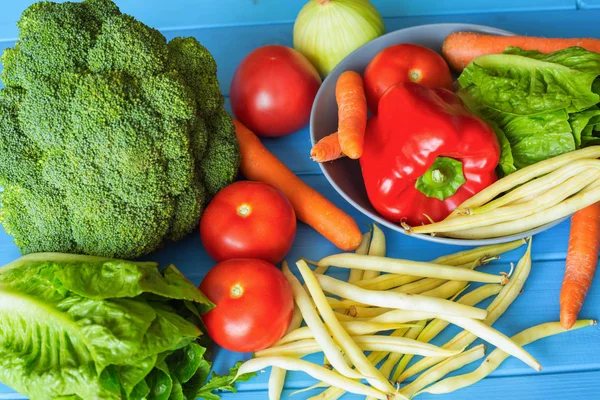 Exellent malzemeler yemekleri sağlıklı yanı sıra vejetaryen yemek için taze sebze türleri