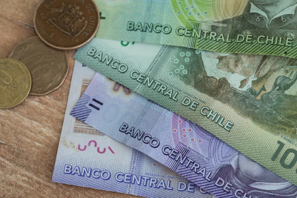 Чилийские деньги / песо — стоковое фото