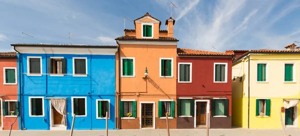 Edificios Coloridos Acogedor Patio Con Casa Campo — Foto de Stock
