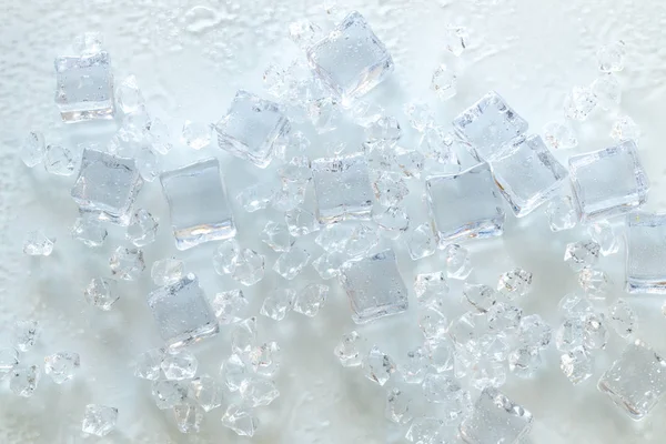 Кубики Льоду Цілі Розтоплені Світлому Фоні — стокове фото