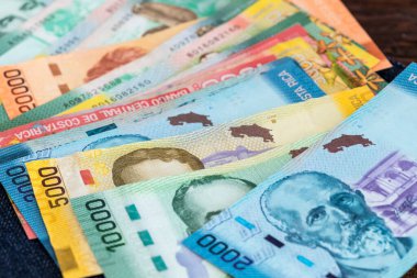 Kosta Rika parası, kolon banknotları