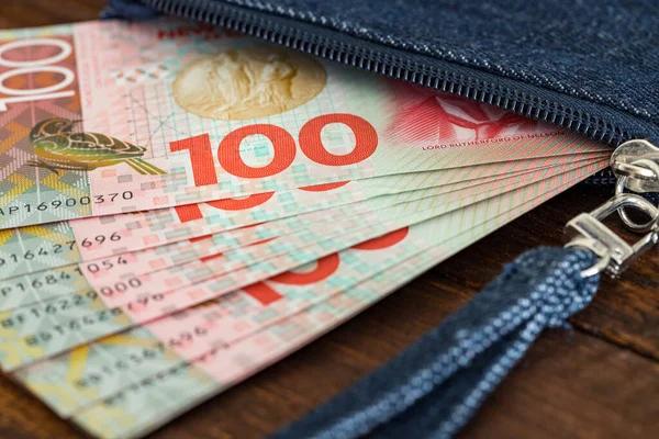 Нова Зеландія 100 Доларів Банкноти — стокове фото