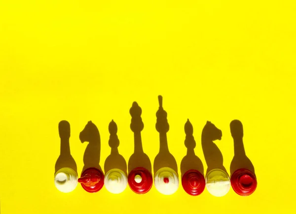 Satranç Rakamları Kopya Alanı Metin Için Bir Sürü Sarı Zemin — Stok fotoğraf