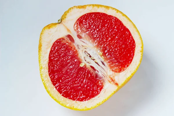 Wazig Beeld Van Rode Grapefruit Witte Achtergrond Bovenaanzicht Kleurrijke Voedselachtergrond — Stockfoto