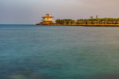 Desert Rose Resort plajda topraklarında görüntülemek