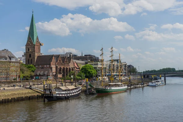 Bremen, Németország, lehet. 2017 városkép Bremen a nyári időszámítás — Stock Fotó