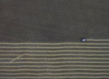 hasat alanlarının havadan görünümü 