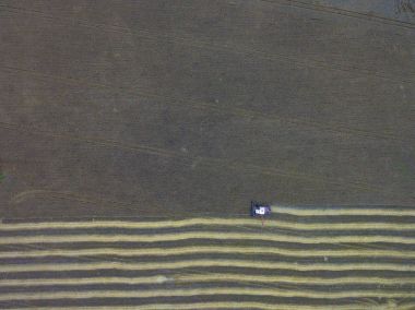 hasat alanlarının havadan görünümü 