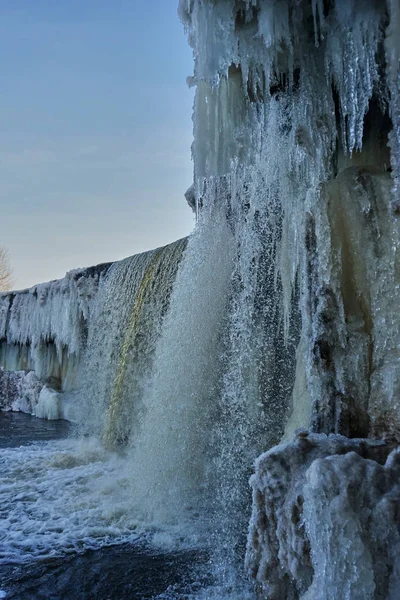 Cascada Înghețată Din Estonia — Fotografie, imagine de stoc