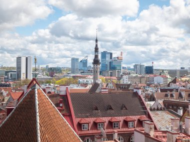 Eski Tallinn Estonya 'nın güzel manzarası