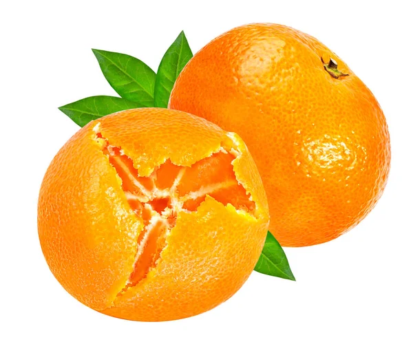 Tangerine eller mandarin frukt isolerad på vit — Stockfoto