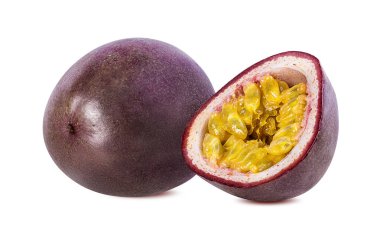 Çarkıfelek meyvesi beyaz arka planda izole