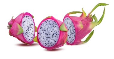 Beyaz arkaplanda Ejder Meyvesi izole