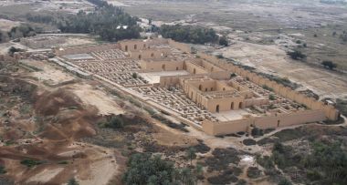 Antik Babil Irak--dan soluduğumuz hava.