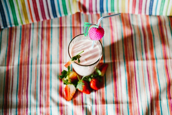 Batido de fresa dulce — Foto de Stock