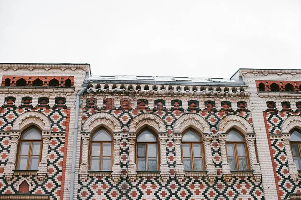 Mattone vecchio edificio nel centro di Mosca — Foto Stock