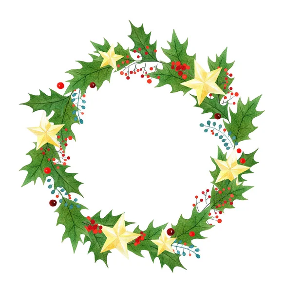 Corona de Navidad o marco con bayas de acebo, hojas y estrellas doradas pintadas en acuarela sobre un fondo blanco. tarjeta de felicitación, papel de regalo . —  Fotos de Stock