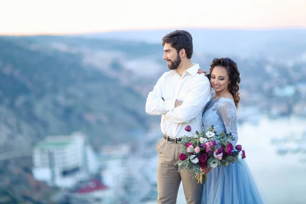 Gelin Damat Açık Hava Düğün Photosession Poz — Stok fotoğraf