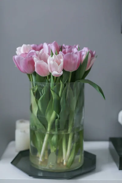 Tulipes Dans Vase Gros Plan — Photo