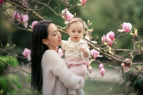 Beautiful Mother Daughter Posing Blooming Garden — Stock Photo, Image