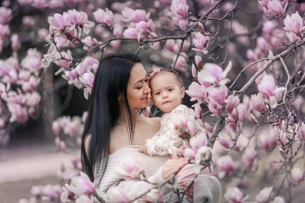 Beautiful Mother Daughter Posing Outdoors Blooming Garden — Stock Photo, Image