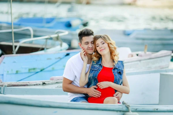 Pregnant Wife Husband Posing Outdoors Pier — Stock Photo, Image
