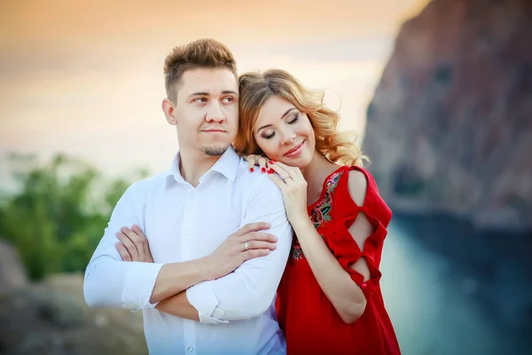 Couple Love Posing Outdoors Pregnant Woman Husband — Stock Photo, Image