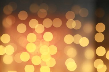 Bayram ampullerinin ya da maytapların bulanık ışıkları