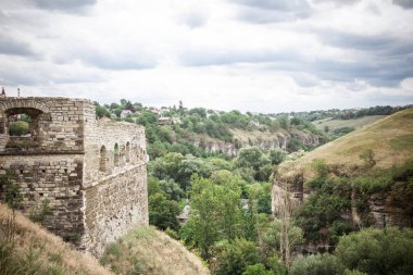 Eski kale, tarihsel görüş