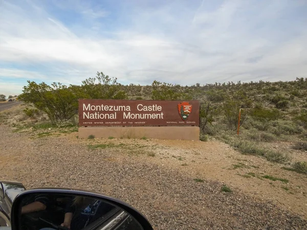 Teken Bij Montezuma Castle National Monument Stockfoto