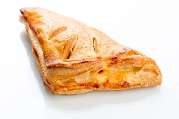 Puf böreği pies kızılcık, elma ve ballı.