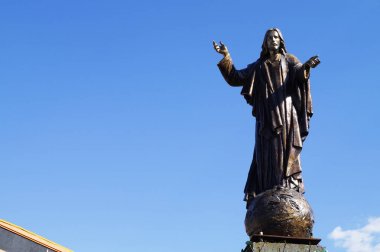 İsa Mesih bronz heykeli.