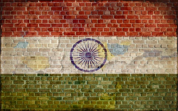 Indiase vlag geschilderd op een bakstenen muur — Stockfoto