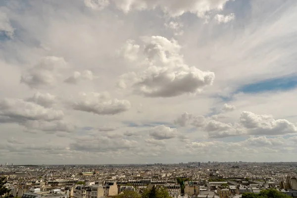 Панорамним видом на Париж з Монмартр — стокове фото
