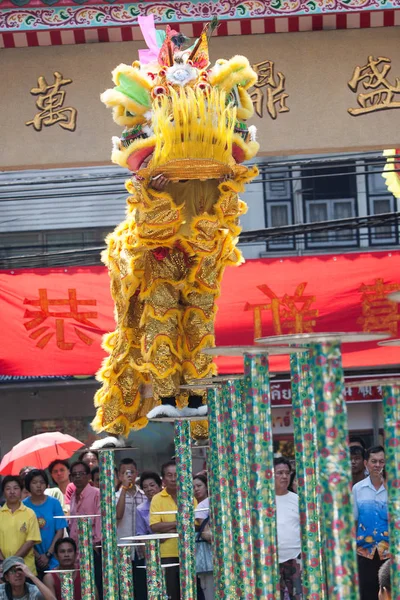 Çin yeni yılı, aslan dansı 