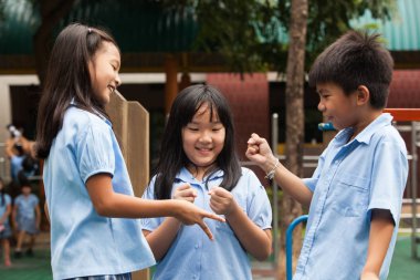 Bangkok bir üniversitede Çocuk Bahçesi dur eğlen