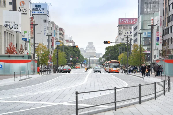 Street lead to Himeji castle, Japan — Stock Photo, Image